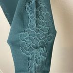 BNWT! JOYFOLIE MIA JOY Seamless Floral Embroidered Leggings in Balsam Size XL Green Photo 4