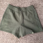 Aritzia  Sweat Shorts  Photo 0