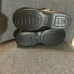 Propet Women's Tan Textured Loafers Size 8 Photo 4