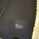Lululemon Skinny Customizable Snap Scarf in Black Photo 5