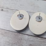 Vintage Stud Earrings For Pierced Ears Cream & Blue Retro Oval Photo 9