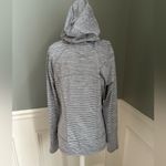 Lukka Activewear Zip Up Hoodie large White Photo 3