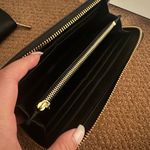 Tory Burch wallet Photo 1