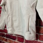 Patagonia Women's Lightweight Better Sweater® Marsupial Pullover Photo 2