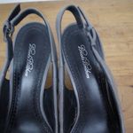 Brooks Brothers Brooks Brother Grey Leather Stitched Pattern Slingback Heels Size 7 Photo 3