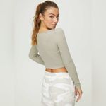 TNA Aritzia Alix Jogger Pants in White Camo Size Medium Green Photo 15