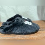 Karl Lagerfeld  Paris womens size 6  LUCILE BLACK FAUX FUR slippers New size 6 Photo 3