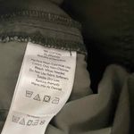 Eddie Bauer  Size 6 Camo Cropped Cargo Outdoor Pants‎ Photo 8