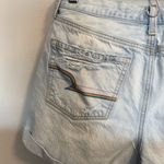 American Eagle Mom Short Light Wash Cuffed Rainbow Stitching Accent Jean Denim 6 Photo 3