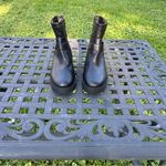 Zodiac Womens Miller Black Leather Lug Sole Ankle Booties Shoes size 9 Photo 1