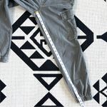 American Eagle  Super Stretch Relaxed Mom Cargo Joggers in Olive Size 2 Photo 8