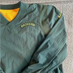 Green Bay Packers Pullover Size No size listed Photo 1