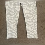 Gottex Studio Zebra Animal Print Active Wear Leggings White Size M Photo 2