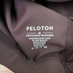 Peloton  Sports Bra Show Up Side To Side Brown Size Medium New With Tags Photo 2
