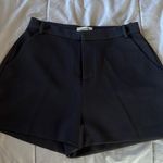 L'Agence L’agence shorts size 4 Photo 0