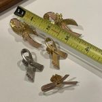 Lot Of 5 Signed Avon Lapel Tack Pins Breast Cancer Awareness Ribbons Photo 7