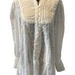 AOFUR white eyelet lace blouse size large, NWT Photo 0