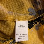 MELLODAY  Yellow Floral Print Top. Open Ruffled Neck W/Buttons. SIZE 2X. NWT Photo 3