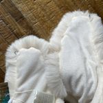 NWT GORGEOUS FAUX FUR STOLE NECK WARMER IVORY Photo 2