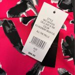 Isaac Mizrahi NWT Raspberry Floral Brush Skirt - Size 12 Photo 1