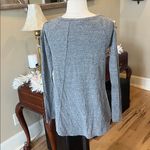 Sun & Shadow  Heathered Gray Waffle Long Sleeve Top Flowy Photo 5