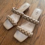 VICI tan braided sandals Photo 2