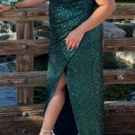 Emerald Green prom dress with slit Size 2X Photo 1