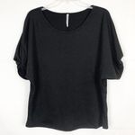 Tresics  Short Sleeve Scoop Neck Top Size M Photo 0