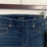 Liverpool NWT  Womens Shorts Bermuda Blue Denim Jean Cuff Hem Pull On Size 2 Photo 2