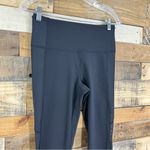 Lululemon  Body Con Tight in Black Size 8 Athletic Gym Workout Athleisure Photo 4
