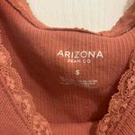 Arizona Jeans Women's Light Pink Lace Trim Crop Top Sz S Photo 1
