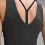 Lululemon Sz 8 Black Ribbed Softstreme Cropped Women’s Casual Workout Tank Top Photo 1