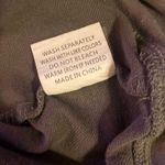 Arrive Guide Sleeveless, Cropped Yoga Top in Grey Photo 9