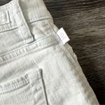 Rock & Republic Hula Streetwear White Wash Denim Skull Stud Frayed Hem Shorts Photo 5