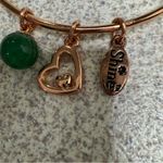 Rose gold bracelet with charms Green Photo 1