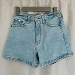 Abercrombie & Fitch High Rise 4” Mom Shorts Size 25/0 Photo 0