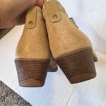 Earth Origins  Tan Suede Leather Ankle Boots Womens 8.5 Fall Classic Casual Photo 4