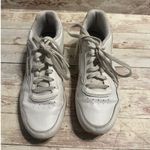 Reebok  Classic Leather Sneakers Women's Size 7 White Shoes Trainers Lace-Up Photo 4