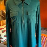 Women’s teal zippered v Photo 0