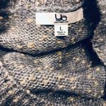 YA Los Angeles knit sweater Photo 4