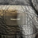 Members Only  Vegan Leather Coat Faux Fur Collar Black Size M Excellent! Photo 3