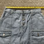 Gloria Vanderbilt  Woman's 8 Blue White Striped Skirt Frayed Hem Pockets Photo 2