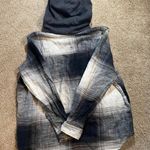 American Eagle AE Oversized Hooded Flannel Shacket Photo 7