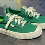 Cariuma Green Canvas OCA Low Cut Women's Sneakers Size 8M Photo 0