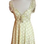 Urban Outfitters feminine floral top Photo 0