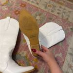 trendy white cowgirl boots with mini heel size US 9 Photo 2