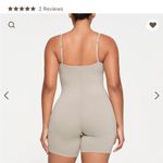SKIMS  outdoor cami onesie color stone size M‎ NWT Photo 7