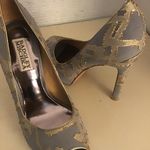 Badgley Mischka women grey gold pump heel shoes US 6 Photo 7