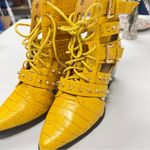 Cape Robbin  Faux Yellow Leather Studded Caged Ankle Boots Womens 6 Heels Moto Photo 4