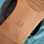 Sleek Black Women's Sandals Size 8.5 Photo 3